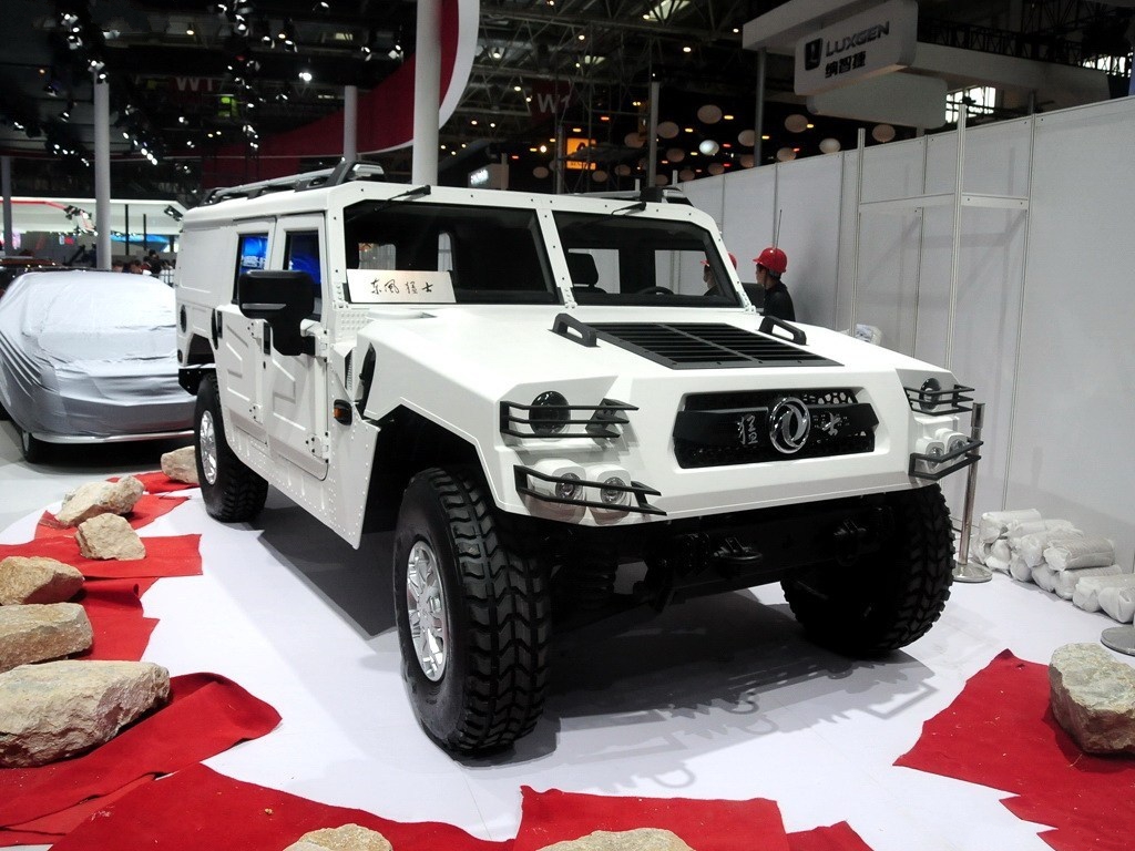 DongFeng Brave Soldier EQ-2040